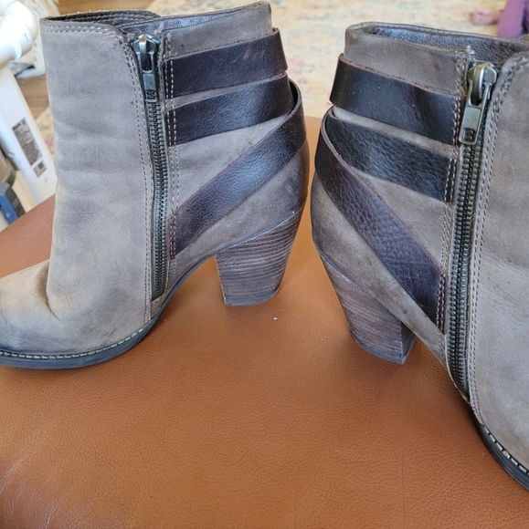 ALDO Taupe Brown strappy booties Womens size 39 or 8.5 - Picture 4 of 12